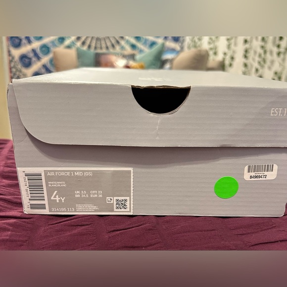 Sage green Air Force 1 Mid (GS) - Picture 9 of 10